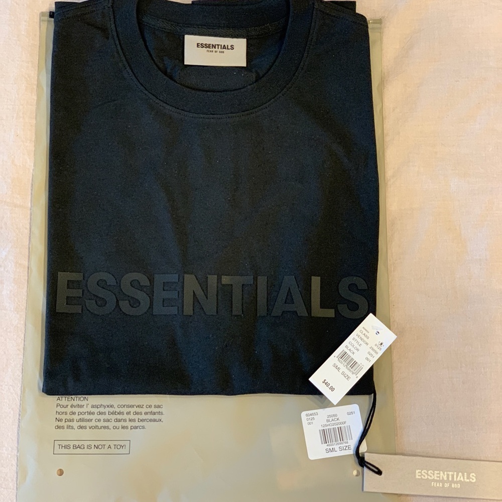 BRAND NEW FOG FW20 Boxy T-Shirt Applique Logo